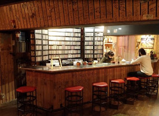 japan/hiroshima/hiroshima-castle/bar/mac-bar