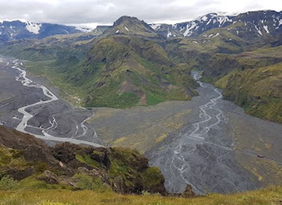iceland/fimmvorduhals-pass/bar/borsmork