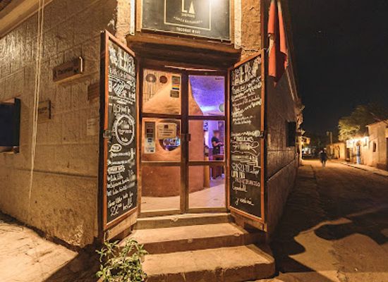 chile/valle-de-la-luna/bar/lola-s
