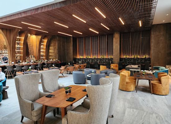 washington/mount-rainier-area/bar/the-fonte-bar-at-rainier-square
