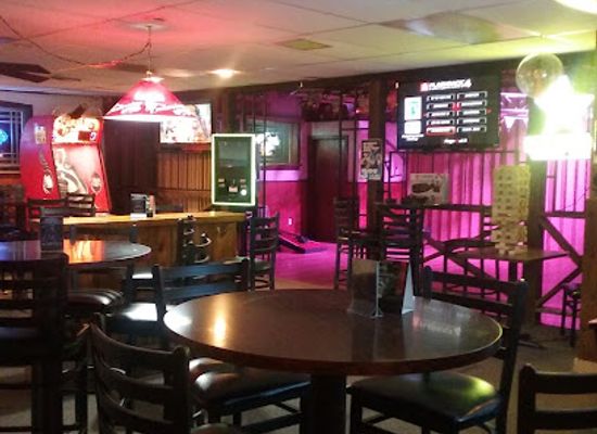 wyoming/carbon-county/bar/peppermill-bar-grill