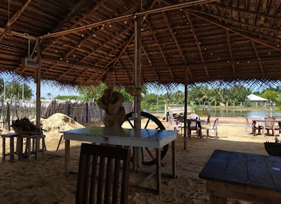 sri-lanka/puttalam-district/bar/mama-s-here-restaurant