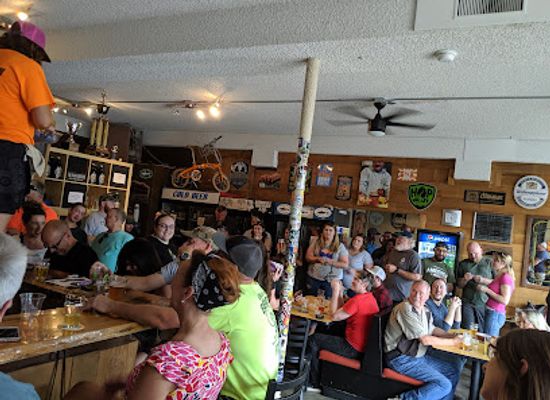 oregon/mount-hood-national-forest/bar/the-beer-den