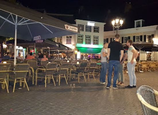 belgium/duchy-of-brabant/bar/cafe-bruxelles