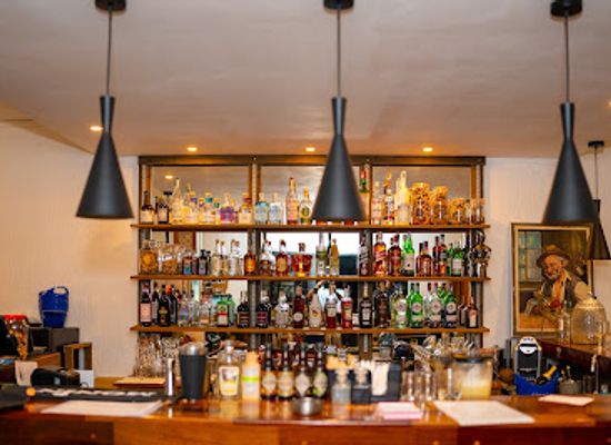 mauritius/grand-baie/bar/amigo-bar-drinks-bites