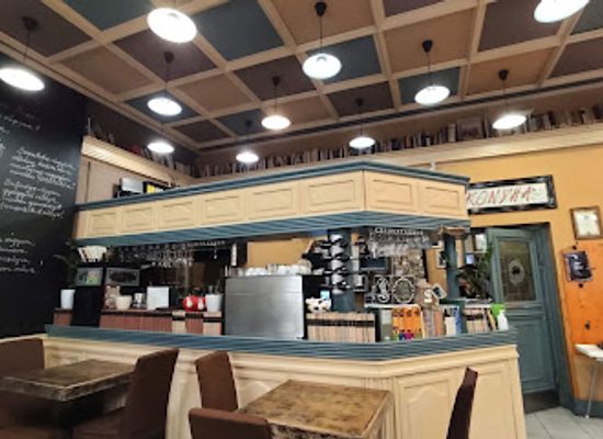 hungary/szigetkoz/bar/promenad-baross-cafe-cocktail-bar