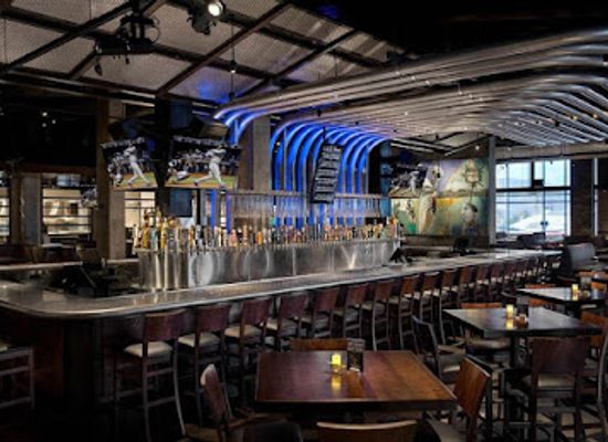 california/burbank/bar/yard-house