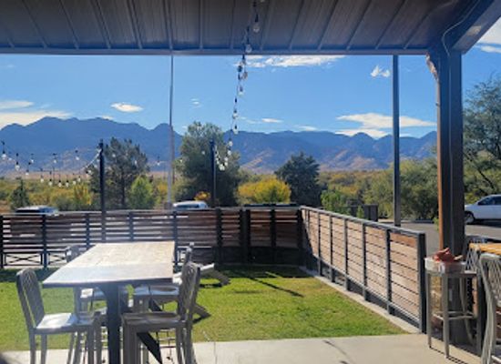 arizona/huachuca-mountains/bar/tombstone-brewing-west-end