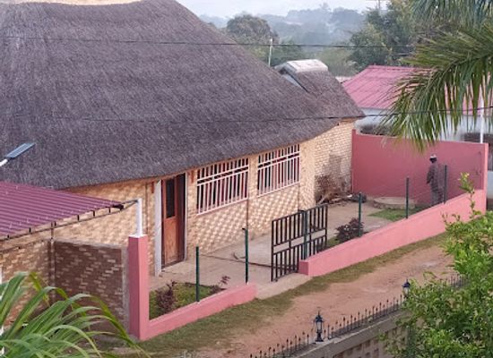 mozambique/gorongosa-national-park/bar/jackson-residencial