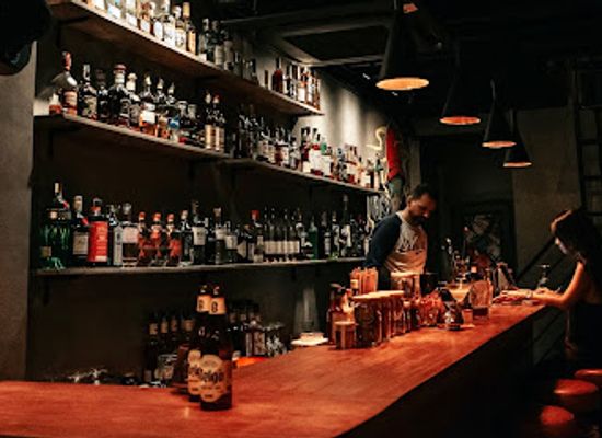 vietnam/ho-chi-minh-city/binh-thanh-district/bar/notorious-cocktail-bar