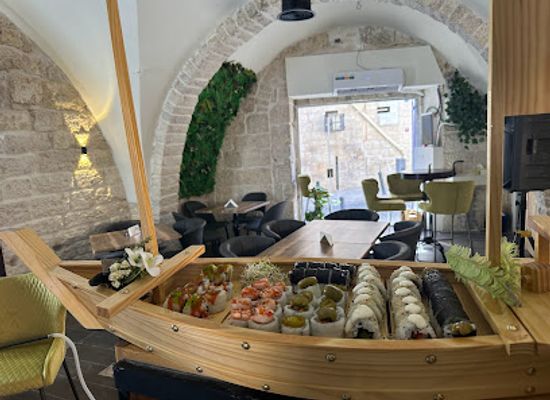 israel/bethlehem/bar/yalla-sushi-restaurant-and-bar