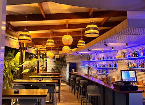 cyprus/limassol/bar/ovio-beach-bar