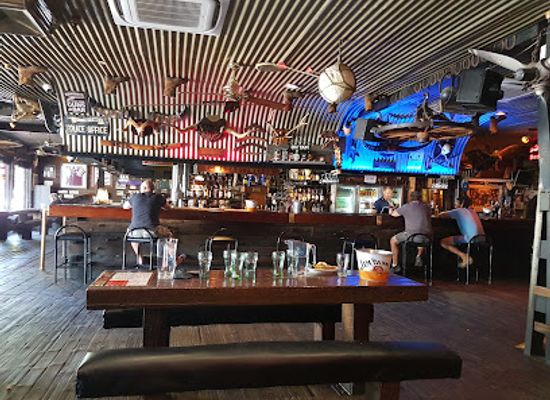 australia/red-centre/bar/bojangles-saloon-dining-room