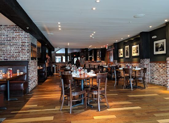new-york/lake-placid/bar/smoke-signals