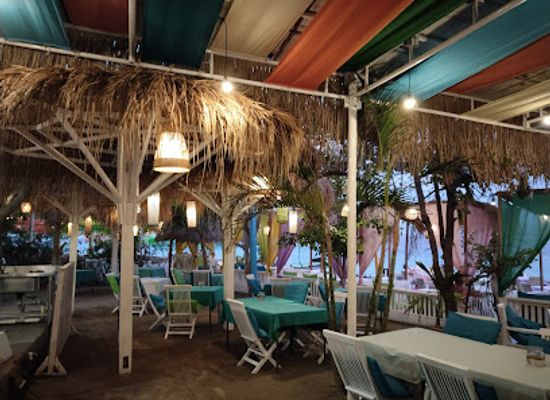 indonesia/west-nusa-tenggara/bar/zipp-bar-restaurant-bungalows