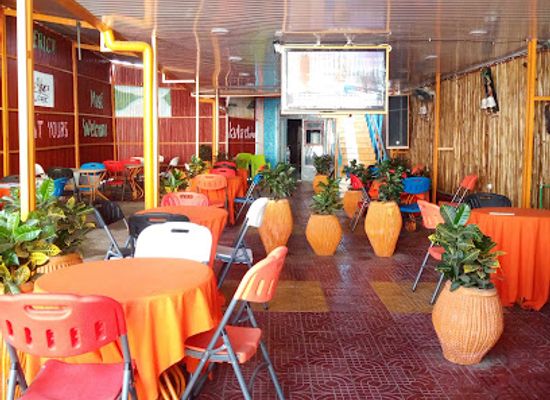 burundi/buyenzi/bar/eat-yours-resto-cafe-night-club