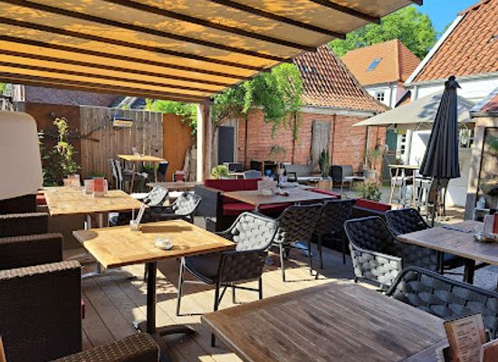 germany/east-frisia/bar/hafen5-kaffeerosterei-und-kontor-cafe