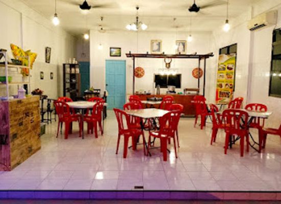brunei/telisai/bar/one-ten-cafe-restaurant