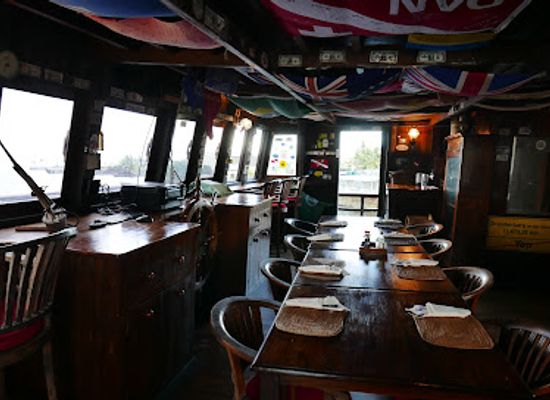 micronesia/woleai-atoll/bar/manta-ray-sv-mnuw