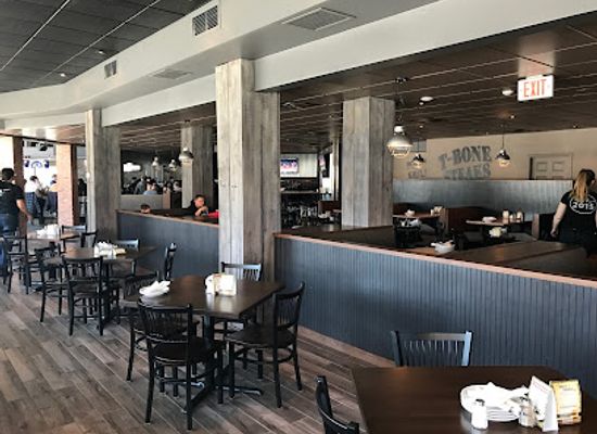 canada/niagara-peninsula/bar/chuck-s-roadhouse-bar-grill