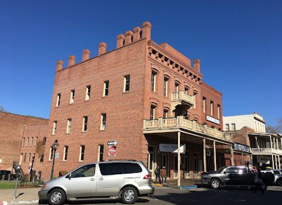 california/sacramento/old-sacramento-historic-district/bar/brannan-manor-restaurant-spirits