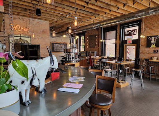 idaho/panhandle/bar/the-fainting-goat-restaurant-and-bar