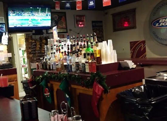 ohio/dundee-falls/bar/lighthouse-grill