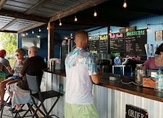 missouri/white-river-basin/bar/ride-the-wave-bar-and-grill