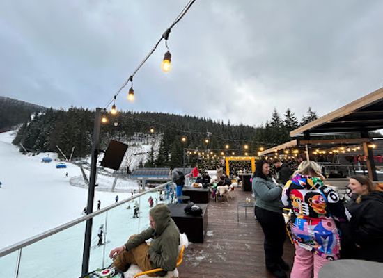 czechia/krkonose-national-park/bar/champagne-lounge