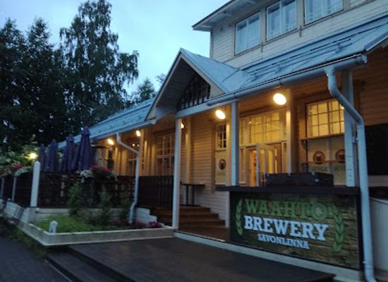 finland/savonlinna/bar/huwila-bar-kitchen