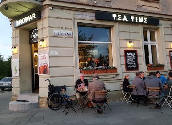 poland/kurpie/bar/t-e-a-time-brewpub