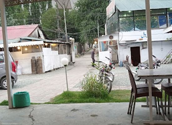 pakistan/baltistan/bar/gilgit-food-yard