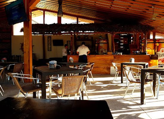 el-salvador/central-valley/bar/anchor-bar-restaurant