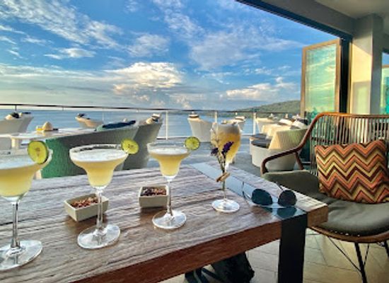 thailand/andaman-coast/bar/vanilla-sky-bar-gastro-pub