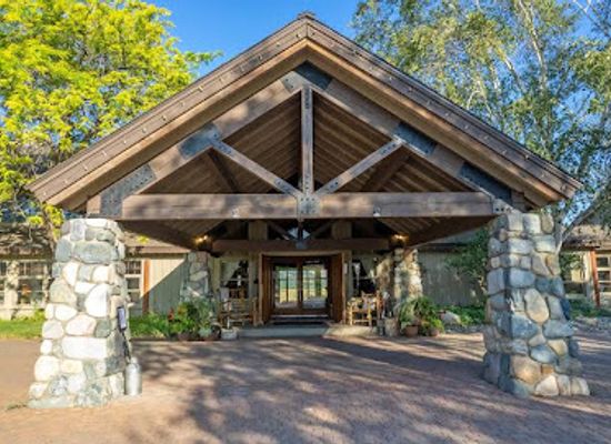 washington/the-methow-valley/bar/casia-lodge-and-ranch