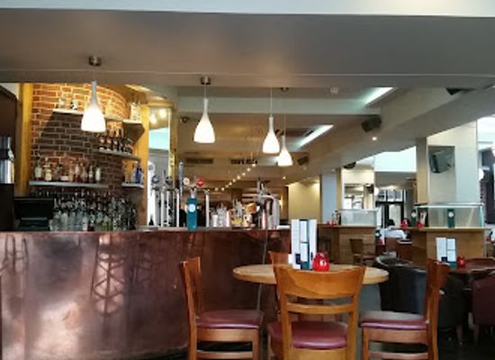 united-kingdom/hertfordshire/bar/the-practitioner