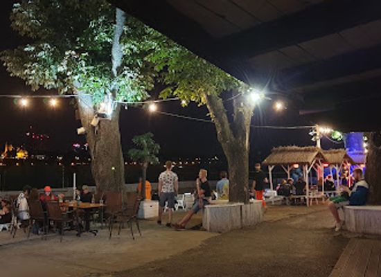 poland/warsaw/praga/bar/la-playa-music-bar