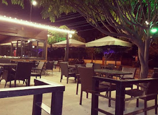 lebanon/zgharta/bar/aleco-s-cafe-resto
