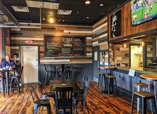 massachusetts/barnstable-county/bar/finn-s-craft-beer-tap-house