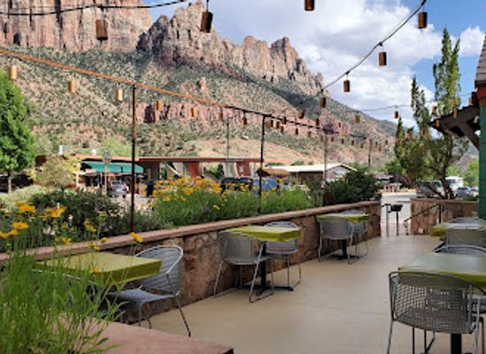 utah/zion-national-park/bar/spotted-dog