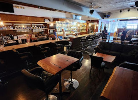 alabama/coosa-valley/bar/the-parlormint
