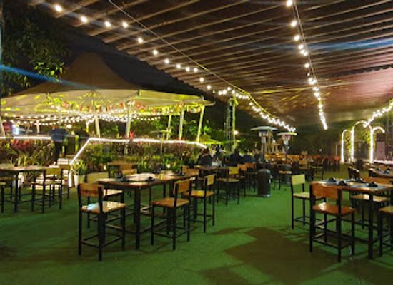 vietnam/red-river-delta/bar/secret-garden-beer-club