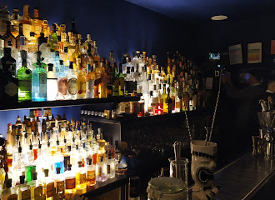 italy/naples/bar/happening-cocktail-bar