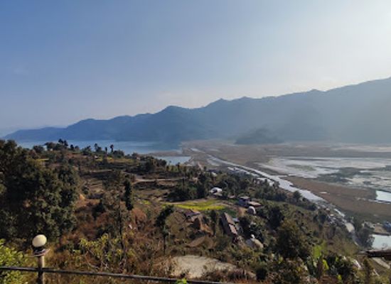 nepal/pokhara/sarangkot/bar/harpan-khola-sunset-point