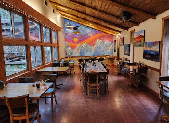 washington/north-cascades-national-park/bar/upriver-grill-taproom