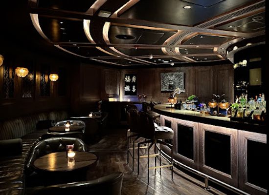united-arab-emirates/abu-dhabi/bar/dragon-s-tooth-at-rosewood-abu-dhabi