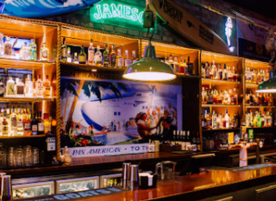 australia/southern-queensland/bar/suzie-wongs-good-time-bar