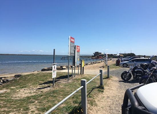 australia/coorong/bar/murray-mouth-lookout
