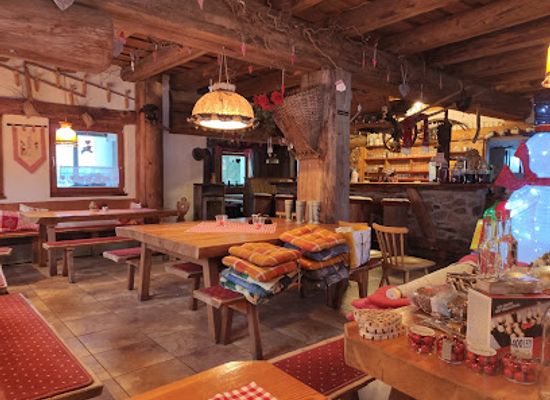 austria/stubai-valley/bar/jausenstation-weber-lois