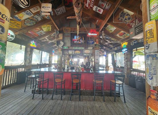 florida/destin/bar/the-red-door-saloon-destin